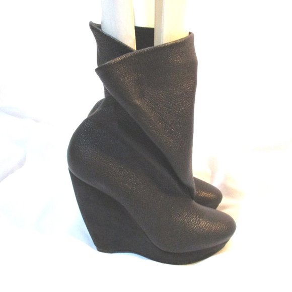 BALENCIAGA LEATHER WEDGE Bootie Ankle Boot Shoe - Picture 2 of 10